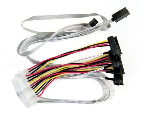 ⁨Microchip Technology 2280100-R Serial Attached SCSI (SAS) cable 0.8 m 6 Gbit/s Multicolour, White⁩ at Wasserman.eu