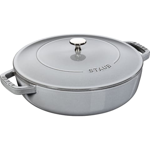 ⁨Głęboka patelnia z pokrywką STAUB 28 cm 40511-470-0⁩ w sklepie Wasserman.eu