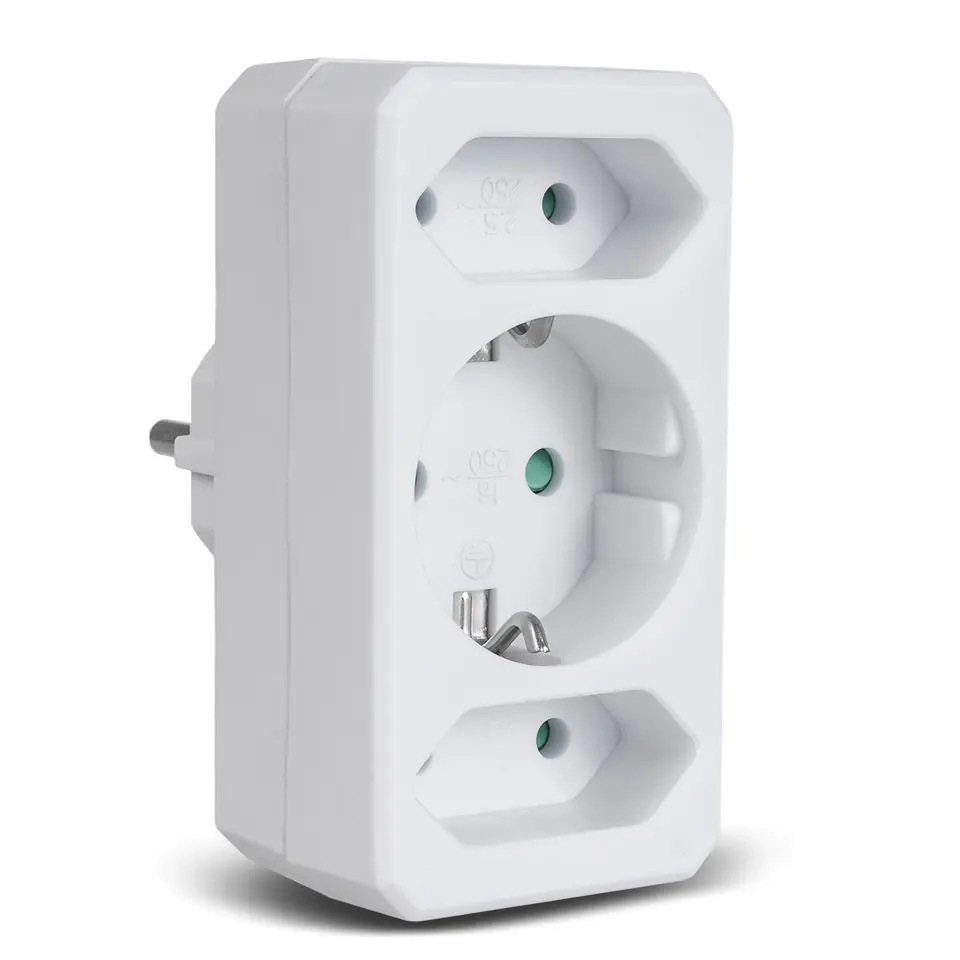 ⁨Socket-outlet Maclean, Triple, 1x16A , 2x2.5A, German version, MCE211⁩ at Wasserman.eu