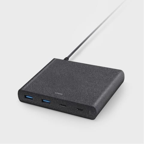 ⁨UNIQ Ład. mow. HUB Surge 90W czarny /charcoal black 2xUSB Quick Charge 3.0 + 2xUSB-C PD 3.0 (LITHOS Collective)⁩ at Wasserman.eu