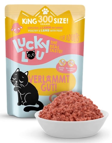 ⁨Lucky Lou Lifestage Adult Drób i jagnięcina saszetka 300g⁩ w sklepie Wasserman.eu
