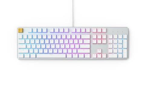 ⁨Glorious GMMK Full Size White Ice Edition - Gateron Brown, US Layout⁩ at Wasserman.eu