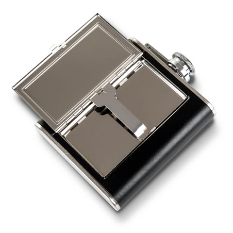 ⁨Smoker's breast with cigarette case steel storage⁩ at Wasserman.eu