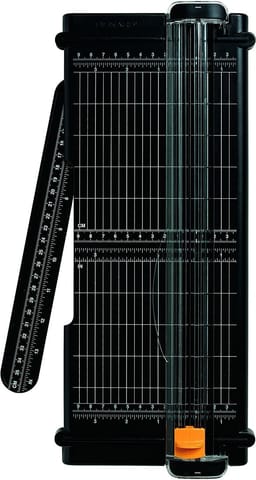 ⁨Fiskars SureCut paper cutter 7 sheets⁩ at Wasserman.eu