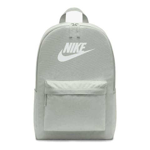 ⁨Plecak Nike Heritage Backpack DC4244 (kolor Szary/Srebrny)⁩ w sklepie Wasserman.eu