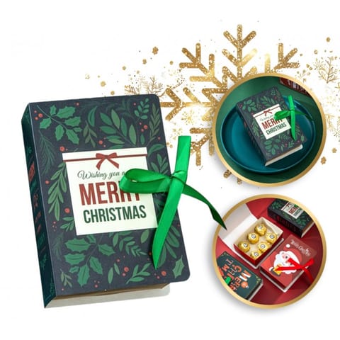 ⁨Pudełko PREZENTOWE ozdobne zielone, MERRY CHRISTMAS z kokardą 13x9x4,5 cm OPO33⁩ w sklepie Wasserman.eu
