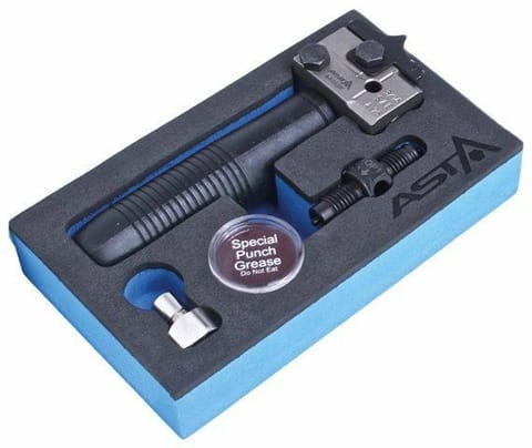ASTA BRAKE HOSE KNITTING KIT at Wasserman.eu