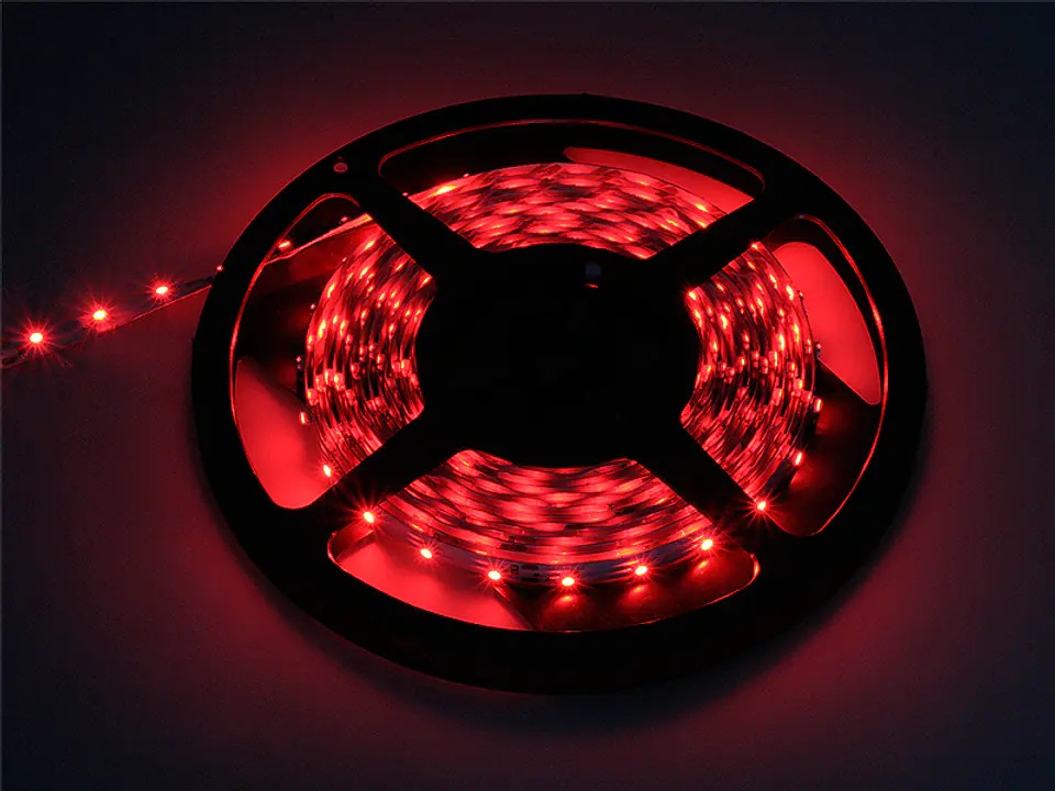 ⁨70-903# Taśma led czerwony 3528 5m/300⁩ w sklepie Wasserman.eu