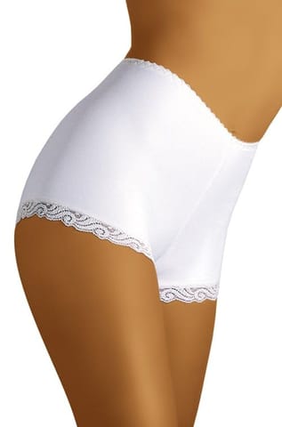 ⁨Shorty Dixi White (Size M)⁩ at Wasserman.eu