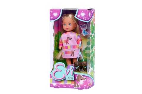 ⁨Doll Evi Love walk with dogs⁩ at Wasserman.eu
