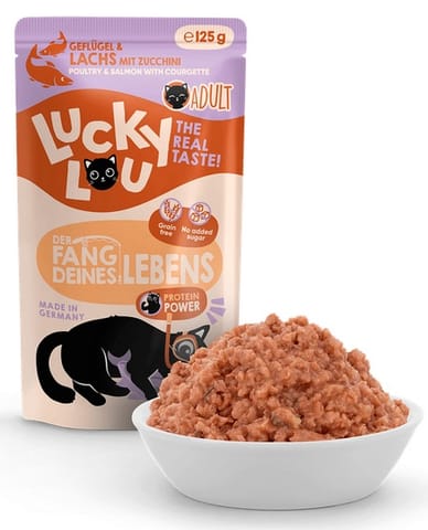 ⁨Lucky Lou Lifestage Adult Drób i łosoś saszetka 125g⁩ w sklepie Wasserman.eu