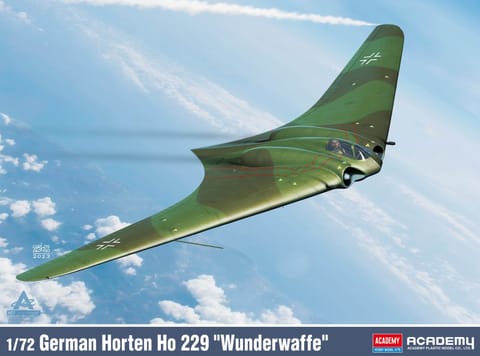 ⁨Plastic model Horten Ho 229 Wunderwaffe 1/72⁩ at Wasserman.eu