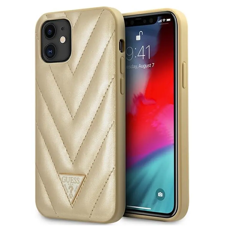 ⁨Guess GUHCP12SPUVQTMLBE iPhone 12 mini 5,4" złoty/gold hardcase V-Quilted Collection⁩ w sklepie Wasserman.eu