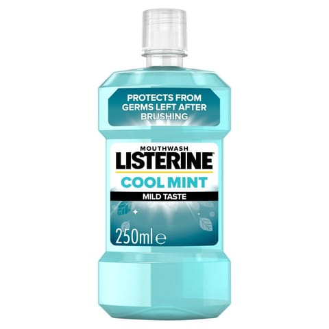 ⁨LISTERINE Cool Mint Mild Taste Płyn do płukania jamy ustnej bez alkoholu 250ml⁩ w sklepie Wasserman.eu