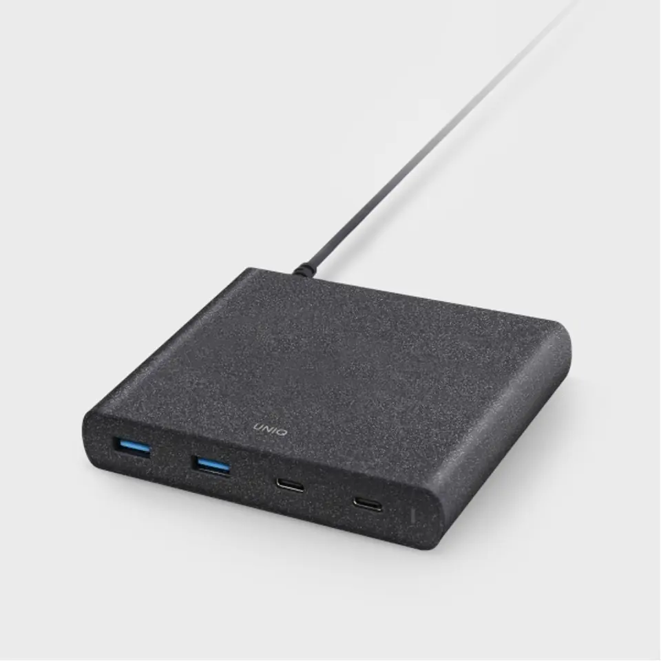 ⁨UNIQ Ład. siec. HUB Surge 90W czarny /charcoal black 2xUSB Quick Charge 3.0 + 2xUSB-C PD 3.0 (LITHOS Collective)⁩ w sklepie Wasserman.eu