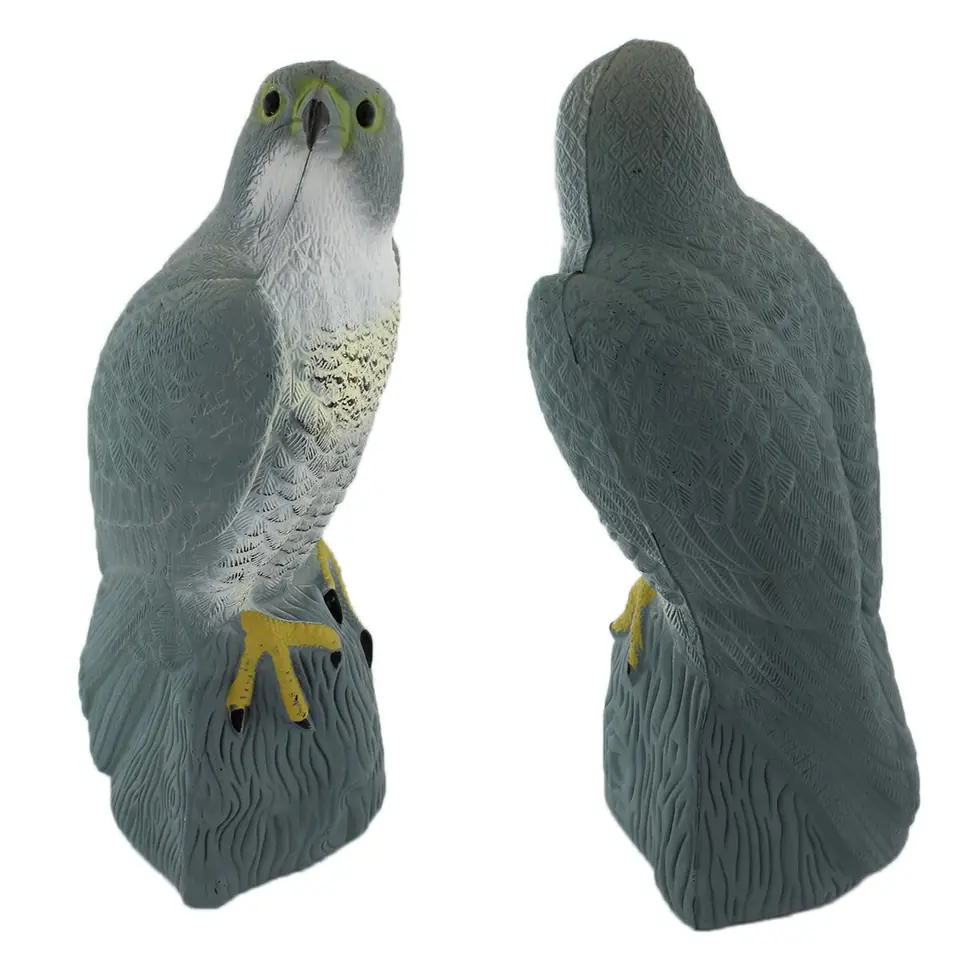 AG384B Falcon bird repeller standing at Wasserman.eu