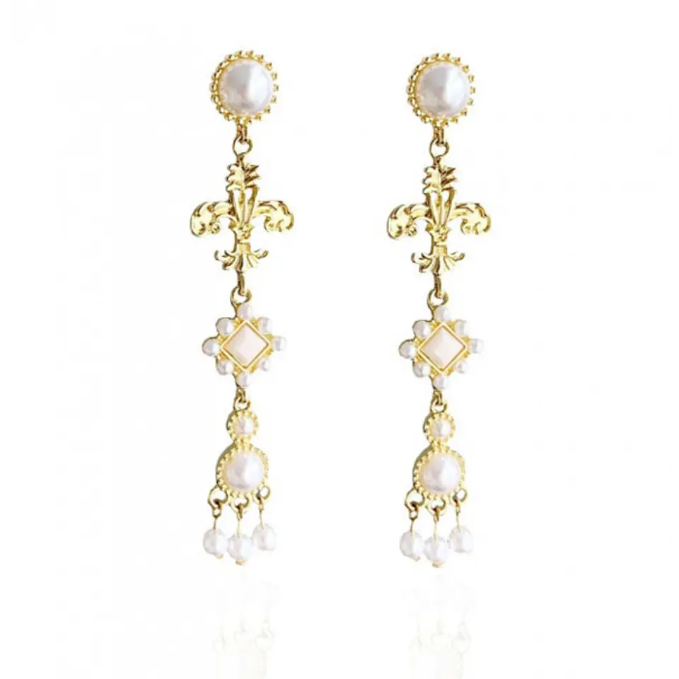 ⁨EARRINGS with long pearls K1579⁩ at Wasserman.eu