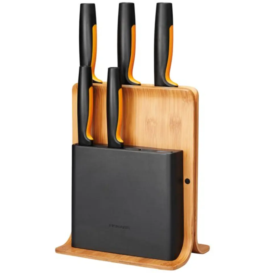 ⁨Set of 5 knives in a bamboo block 1057552⁩ at Wasserman.eu