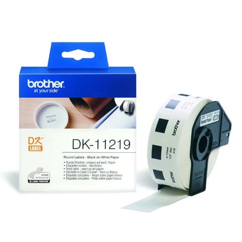 ⁨Brother etykiety papierowe 12mm, biała, 1200 szt., DK11219, do drukarek typu QL⁩ w sklepie Wasserman.eu