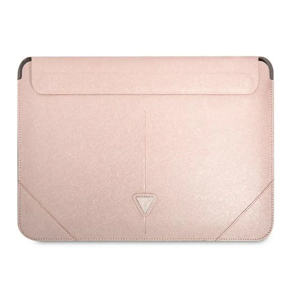 ⁨Guess Sleeve GUCS16PSATLP 16" różowy /pink Saffiano Triangle Logo⁩ w sklepie Wasserman.eu