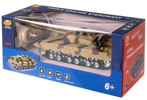 ⁨RC tank with charger⁩ at Wasserman.eu