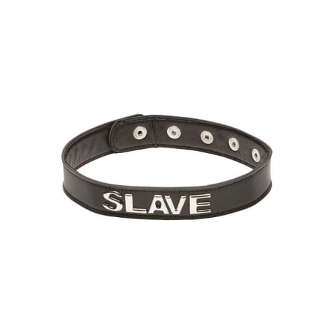 ⁨Allure Xplay Obroża Regulowana z Napisem SLAVE Czarna⁩ w sklepie Wasserman.eu