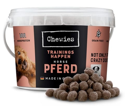 ⁨Chewies Trainings-Happen Konina bucket 300g⁩ at Wasserman.eu