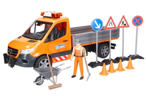 Mercedes Municipal Sprinter with construction worker figure, light + sound module and accessories 02677 BRUDER at Wasserman.eu