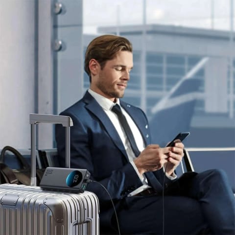 ⁨Joyroom JR-PBF02 Powerbank 20000 mAh 30 W PD + latarka USB-C / USB-A – czarny⁩ w sklepie Wasserman.eu