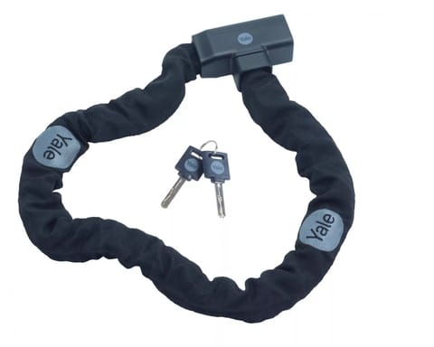 ⁨Security chain with key⁩ at Wasserman.eu
