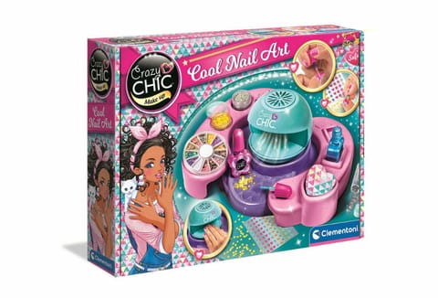 ⁨Set Crazy Chic Cool nails⁩ at Wasserman.eu
