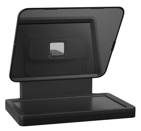 ⁨Elgato Prompter⁩ at Wasserman.eu