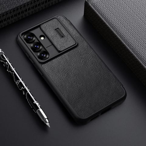 ⁨Etui do Samsung Galaxy S25 Nillkin Qin Pro Czarny z Klapką⁩ w sklepie Wasserman.eu