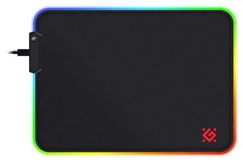 ⁨Podkładka Gamingowa LED DEFENDER BLACK L 350×300 mm RGB⁩ w sklepie Wasserman.eu