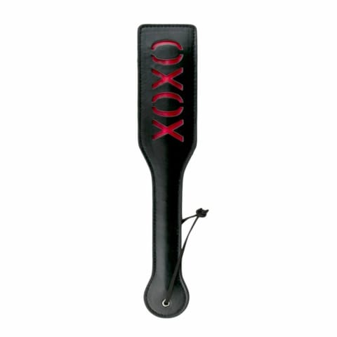 ⁨Ouch! Skorzana packa XOXO z czerwonym napisem - czarna, 32 cm⁩ w sklepie Wasserman.eu
