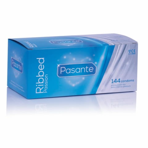 ⁨Pasante Ribbed 144 szt. prezerwatywy transparentne, prążkowana powierzchnia⁩ w sklepie Wasserman.eu