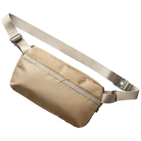 ⁨Torba Crossbody UNIQ Denver 5L khaki⁩ w sklepie Wasserman.eu