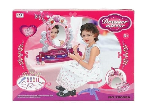 ⁨Battery-operated dressing table set⁩ at Wasserman.eu