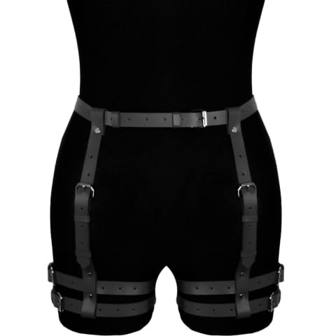 ⁨Leather belt Amelia black⁩ at Wasserman.eu