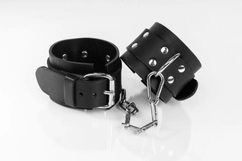 ⁨Kajdanki classic czarne S Primal Bond Whips⁩ w sklepie Wasserman.eu