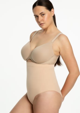 ⁨FIGI JULIMEX SEAMLESS HIGH-WAIST PANTY BEŻ (kolor beż, rozmiar XL)⁩ w sklepie Wasserman.eu