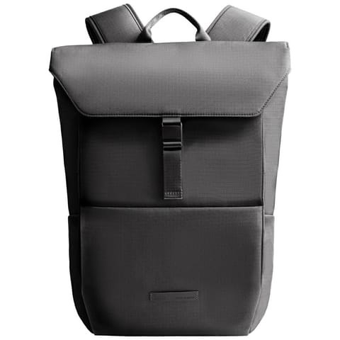 ⁨Plecak UNIQ Arden RPET 24L czarny⁩ w sklepie Wasserman.eu