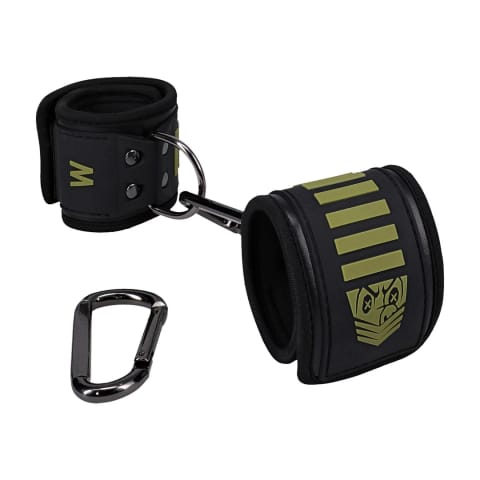 ⁨Doc Johnson Tactical opaski nadgarstkowe czarno-zielone regulowane⁩ w sklepie Wasserman.eu