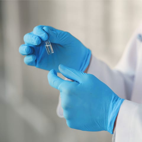 ⁨CLARA XS NIEBIESKIE Rękawice nitrylowe diagnostyczne, bezpudrowe, 100 szt.⁩ w sklepie Wasserman.eu