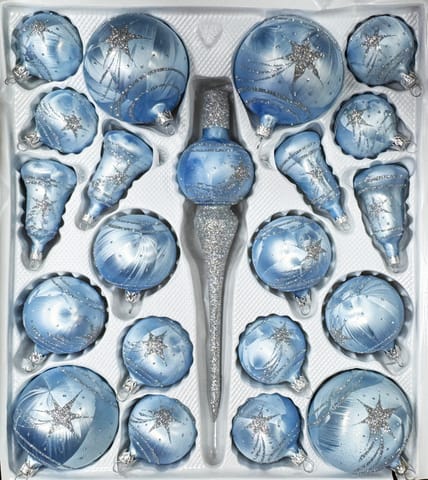 ⁨Bombki szklane Zestaw 21 sztuk Ręcznie zdobione. Produkt polski (błękitny)⁩ w sklepie Wasserman.eu