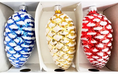 ⁨Bombki szklane Szyszki 3 sztuki Ręcznie zdobione. Produkt polski (kolorowe)⁩ w sklepie Wasserman.eu