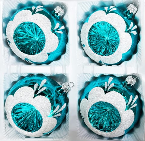 ⁨Bombki szklane 10cm reflektor 4 szt Ręcznie zdobione produkt PL (turkusowy)⁩ w sklepie Wasserman.eu