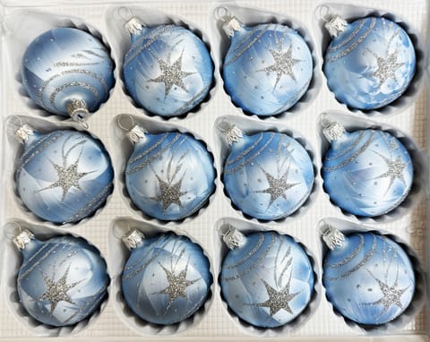 ⁨Bombki szklane 6cm 12 sztuk Ręcznie zdobione. Produkt polski (błękitny)⁩ w sklepie Wasserman.eu