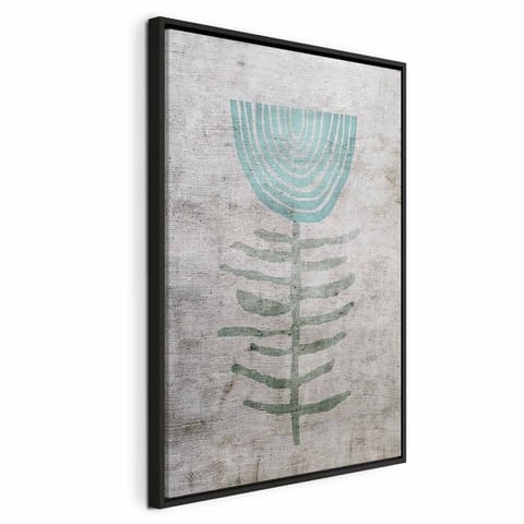 ⁨Obraz - Niebieska lilia (1-częściowy) pionowy (rozmiar 80x120, wykończenie W ramie drewnianej czarnej)⁩ w sklepie Wasserman.eu