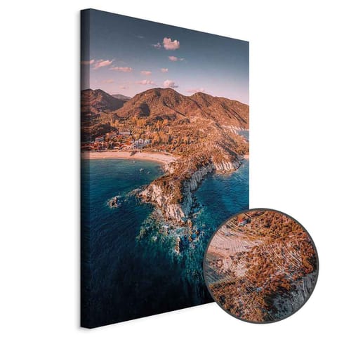 ⁨Obraz - Klif w Kalamitsi (1-częściowy) pionowy (rozmiar 80x120, wykończenie Premium Print)⁩ w sklepie Wasserman.eu